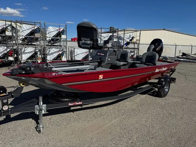 Slide: The Image of Tracker Bass Tracker Classic XL 2021 - 33