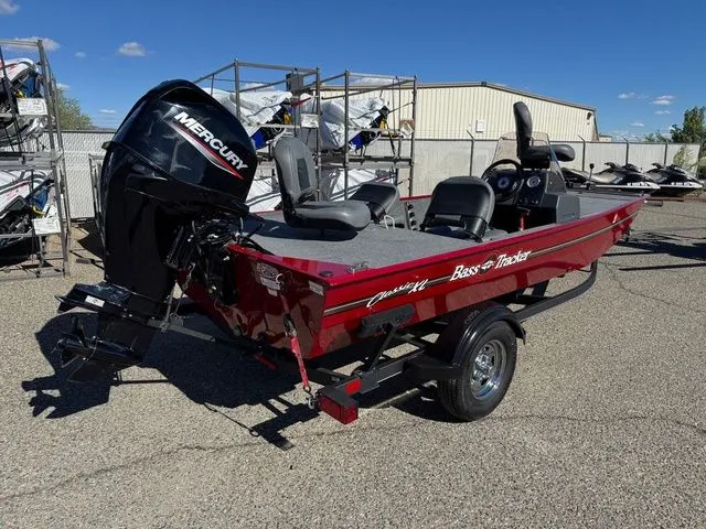 Slide: The Image of Tracker Bass Tracker Classic XL 2021 - 6