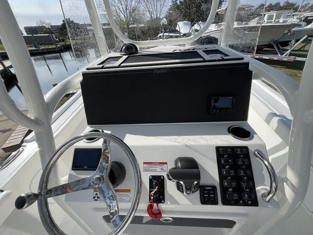 Slide: The Image of Parker Marine 230 Coastal 2026 - 12