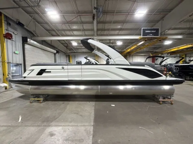 Slide: The Image of Bennington QX Quad Bench 25 QXFB 2026 - 19