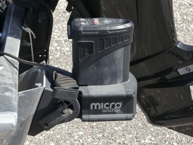 Slide: The Image of Lowe Skorpion 2017 - 12