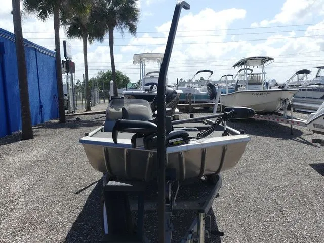 Slide: The Image of Lowe Skorpion 2017 - 2