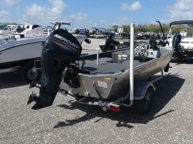 Slide: The Image of Lowe Skorpion 2017 - 4