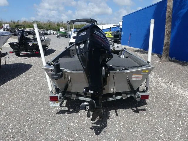 Slide: The Image of Lowe Skorpion 2017 - 5