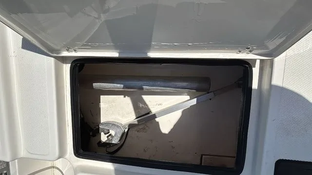 Slide: The Image of Mako 18 LTS 2019 - 10