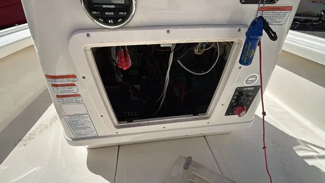 Slide: The Image of Mako 18 LTS 2019 - 11