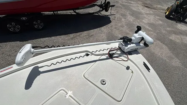 Slide: The Image of Mako 18 LTS 2019 - 15