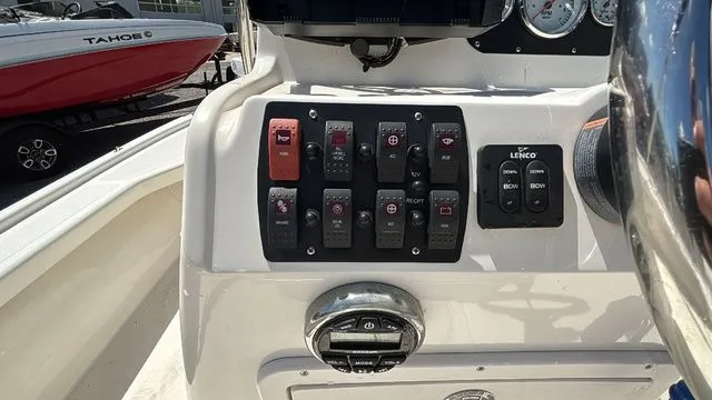 Slide: The Image of Mako 18 LTS 2019 - 17