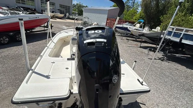 Slide: The Image of Mako 18 LTS 2019 - 3