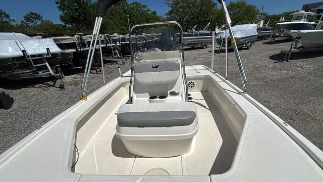 Slide: The Image of Mako 18 LTS 2019 - 5