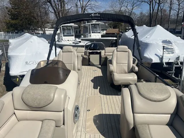 Slide: The Image of Avalon Catalina Cruise 25' 2019 - 3