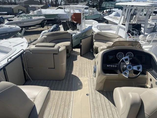 Slide: The Image of Avalon Catalina Cruise 25' 2019 - 5