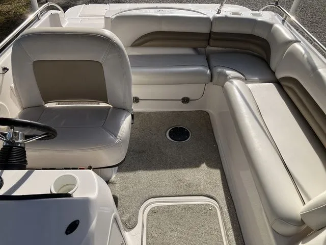 Slide: The Image of Hurricane 201 GS 2004 - 19