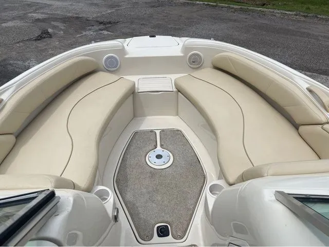 Slide: The Image of Sea Ray 210 Sundeck 2000 - 8