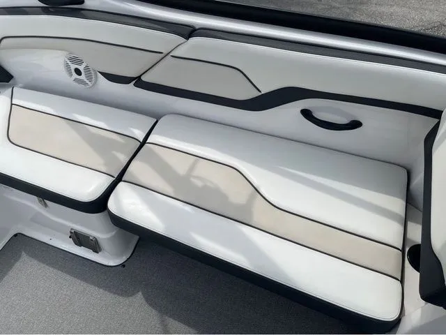 Slide: The Image of Yamaha AR210 2018 - 15