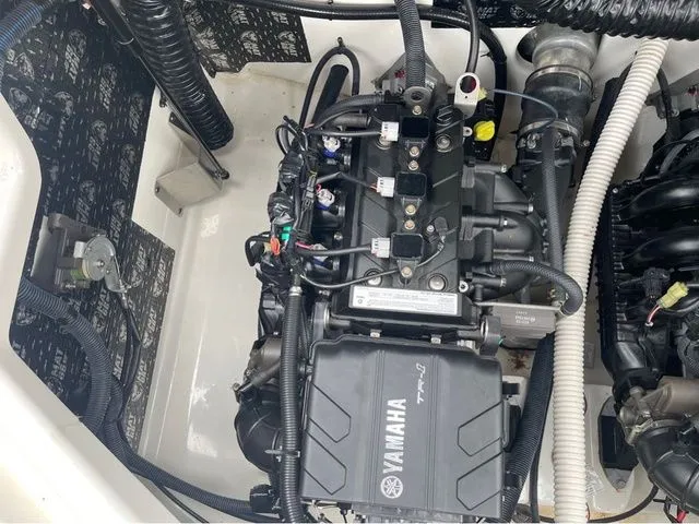 Slide: The Image of Yamaha AR210 2018 - 17