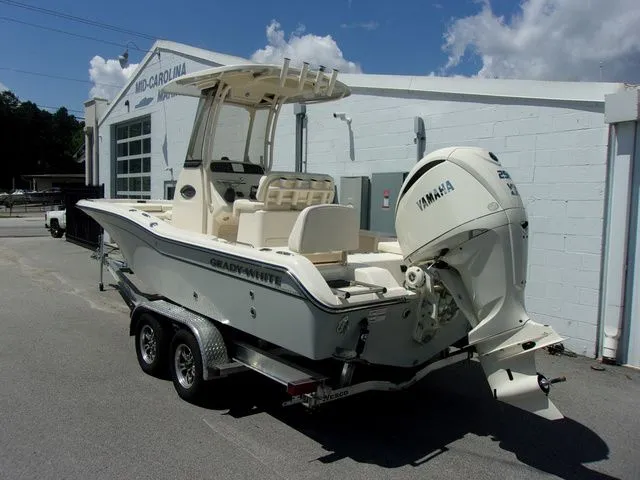 Slide: The Image of Grady-White 231 Coastal Explorer 2024 - 18