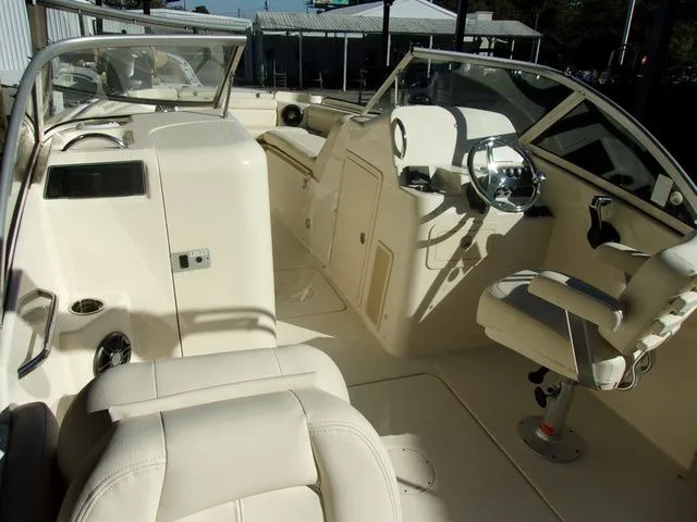 Slide: The Image of Grady-White Freedom 215 2024 - 6