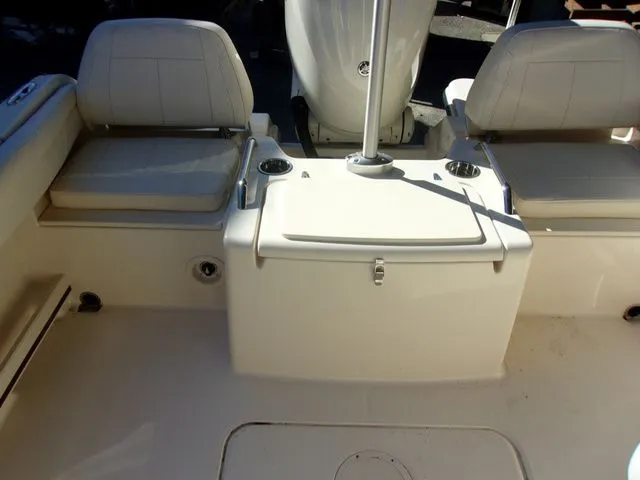 Slide: The Image of Grady-White Freedom 215 2024 - 7