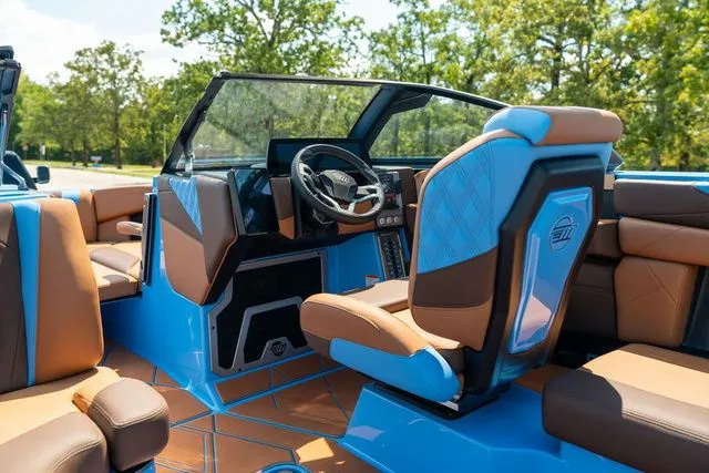 Slide: The Image of Malibu M230 2026 - 13