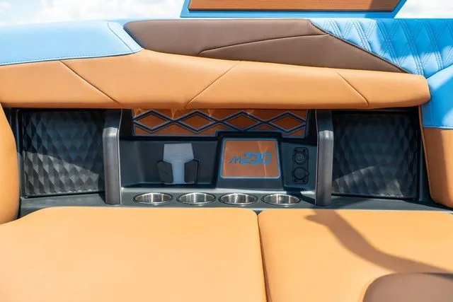 Slide: The Image of Malibu M230 2026 - 15