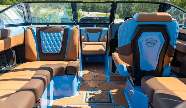 Slide: The Image of Malibu M230 2026 - 30