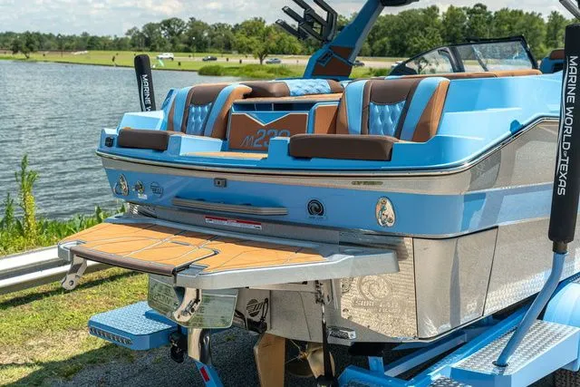 Slide: The Image of Malibu M230 2026 - 4