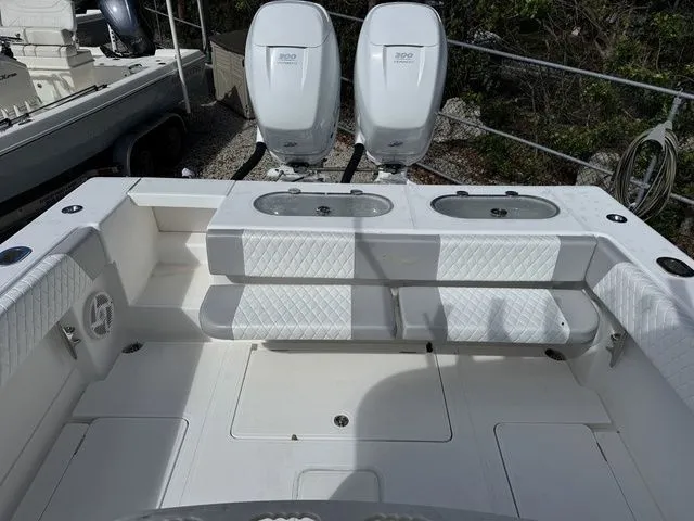 Slide: The Image of BlackWater 36 Sportfish 2014 - 10