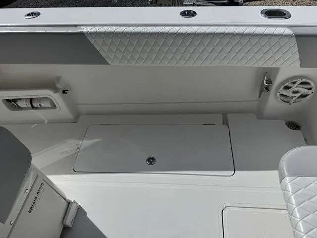 Slide: The Image of BlackWater 36 Sportfish 2014 - 13