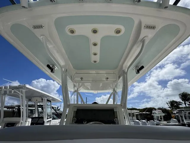 Slide: The Image of BlackWater 36 Sportfish 2014 - 17