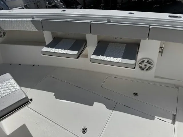 Slide: The Image of BlackWater 36 Sportfish 2014 - 29