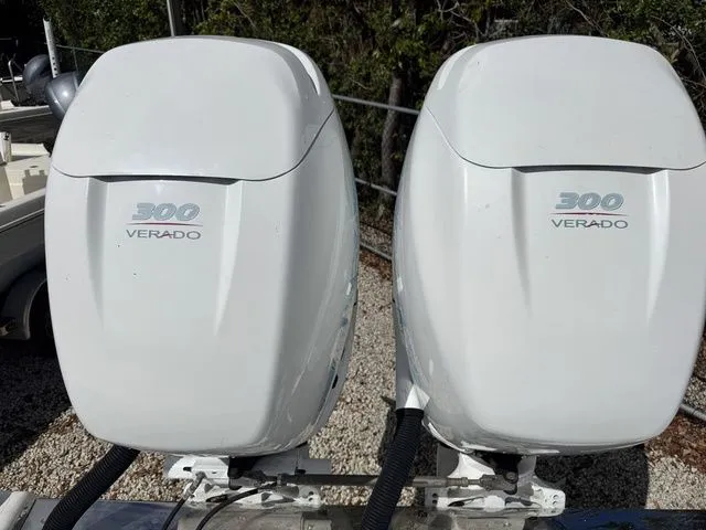 Slide: The Image of BlackWater 36 Sportfish 2014 - 42