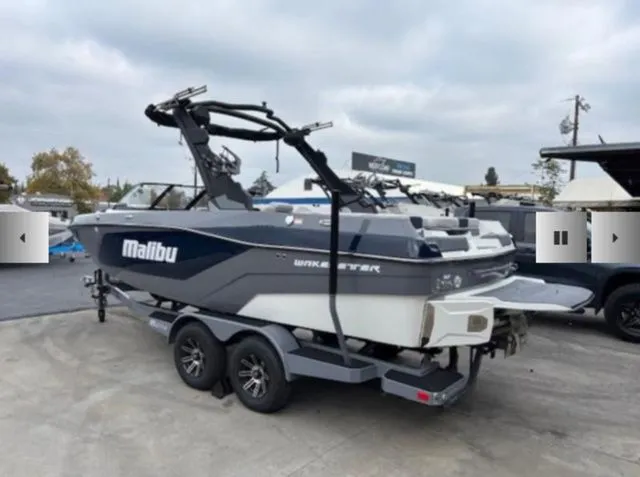 Slide: The Image of Malibu Wakesetter 21 LX 2026 - 3