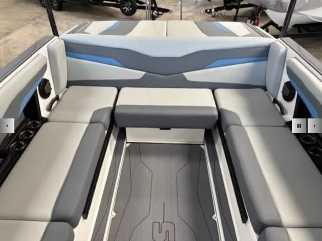 Slide: The Image of Axis Wake Research T235 2026 - 8