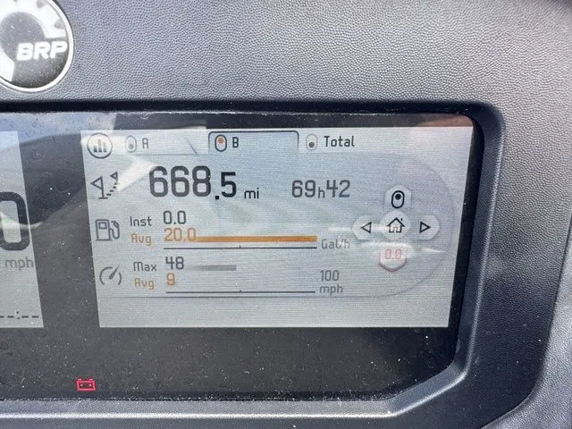 Slide: The Image of Sea-Doo GTX 2023 - 17