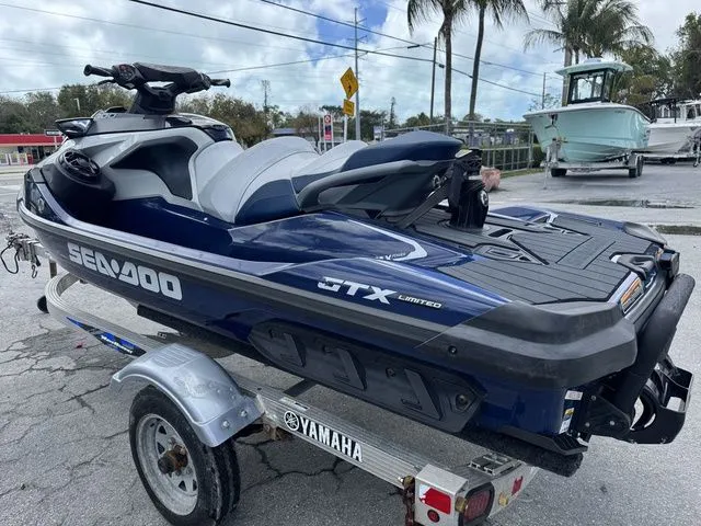 Slide: The Image of Sea-Doo GTX 2023 - 7