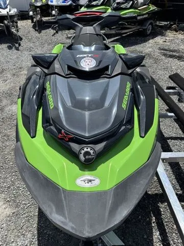 Slide: The Image of Sea-Doo RXT-X 300 IBR & Sound System Eclipse Black And L 2020 - 3