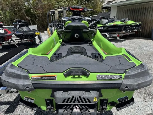 Slide: The Image of Sea-Doo RXT-X 300 IBR & Sound System Eclipse Black And L 2020 - 7