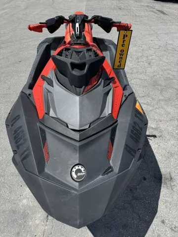 Slide: The Image of Sea-Doo Spark Trixx 3-Up Rotax 900 H.O. ACE Ibr With A 2022 - 4