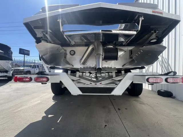 Slide: The Image of Tigé 23ZX 2025 - 3