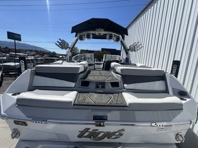 Slide: The Image of Tigé 23ZX 2025 - 4