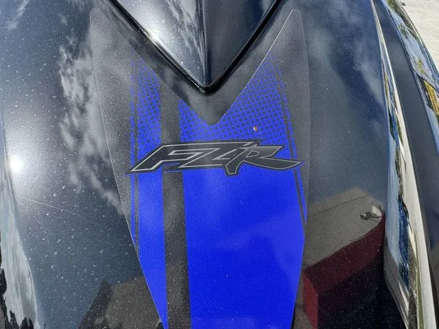 Slide: The Image of Yamaha FZ 2015 - 11