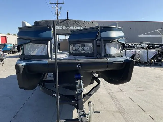 Slide: The Image of Sea-Doo Switch Cruise Limited 21 2025 - 2