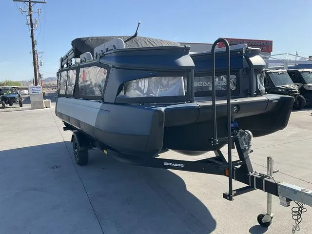 Slide: The Image of Sea-Doo Switch Cruise Limited 21 2025 - 3