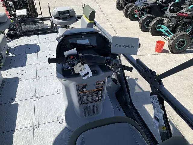 Slide: The Image of Sea-Doo Switch Fish 21 2025 - 11