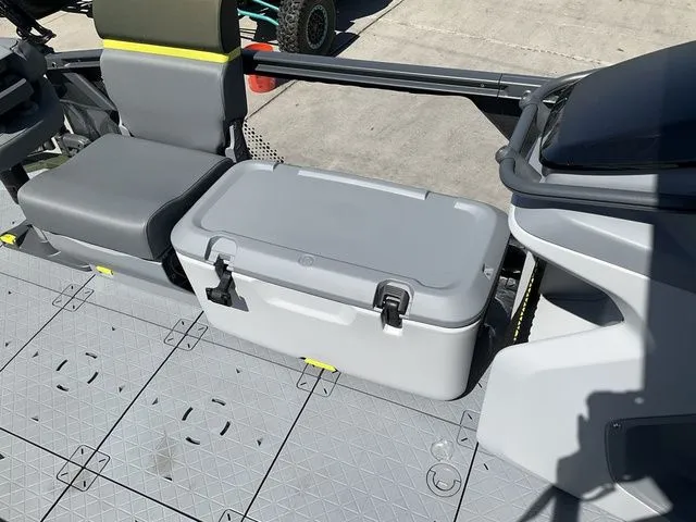 Slide: The Image of Sea-Doo Switch Fish 21 2025 - 14