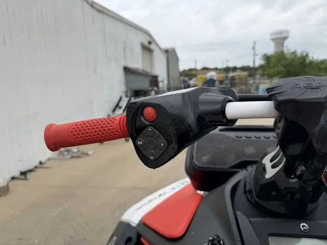 Slide: The Image of Sea-Doo Spark® Trixx™ for 3 Rotax® 900 ACE™ - 90 iBR and A 2024 - 11