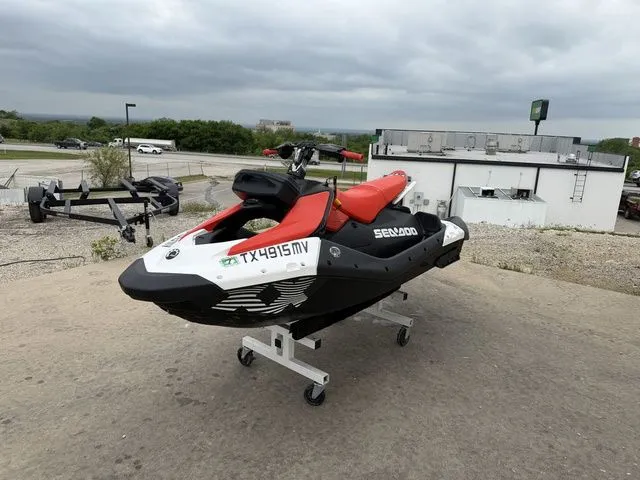 Slide: The Image of Sea-Doo Spark® Trixx™ for 3 Rotax® 900 ACE™ - 90 iBR and A 2024 - 5