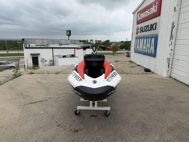 Slide: The Image of Sea-Doo Spark® Trixx™ for 3 Rotax® 900 ACE™ - 90 iBR and A 2024 - 8