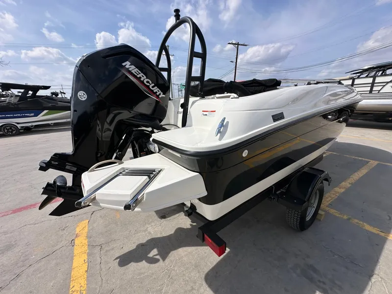 Slide: The Image of Bayliner 180 EL 2021 - 5